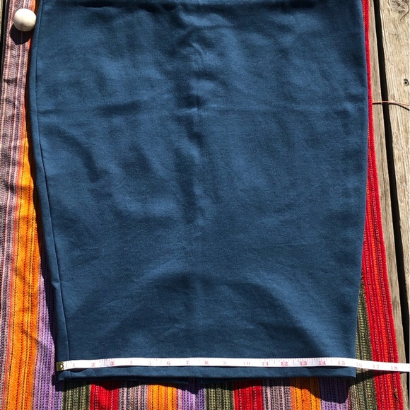 Torrid Size 2 Teal Pencil Skirt - Picture 7 of 10